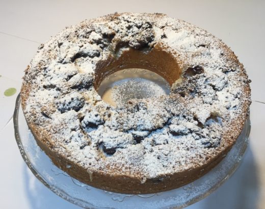 CIAMBELLA CON OVETTI DI CIOCCOLATA - ALLA PALMA AZZURRA